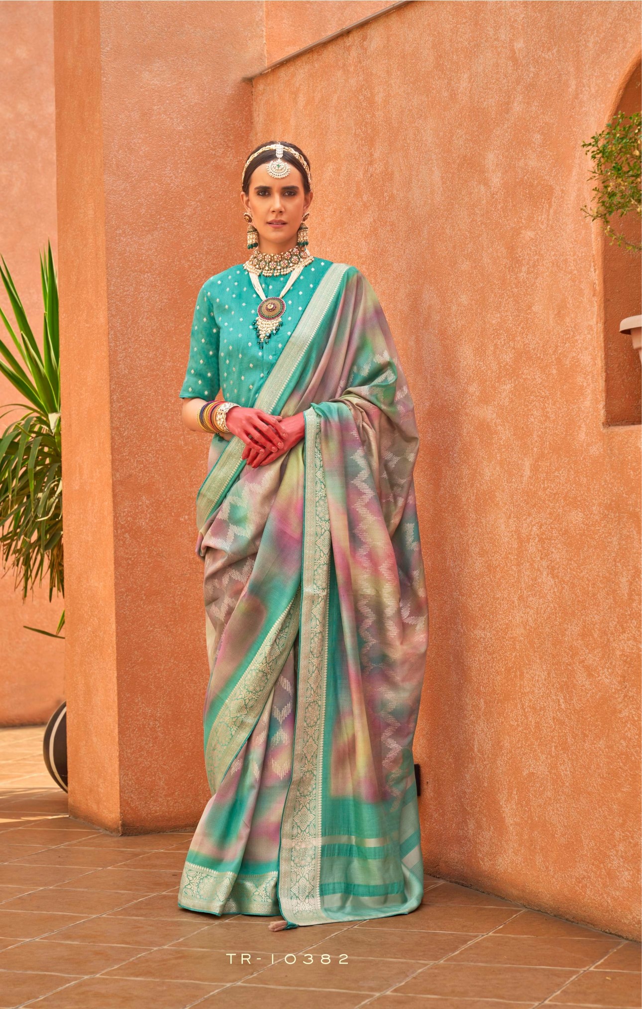 trirath rang tarang 10382 saree