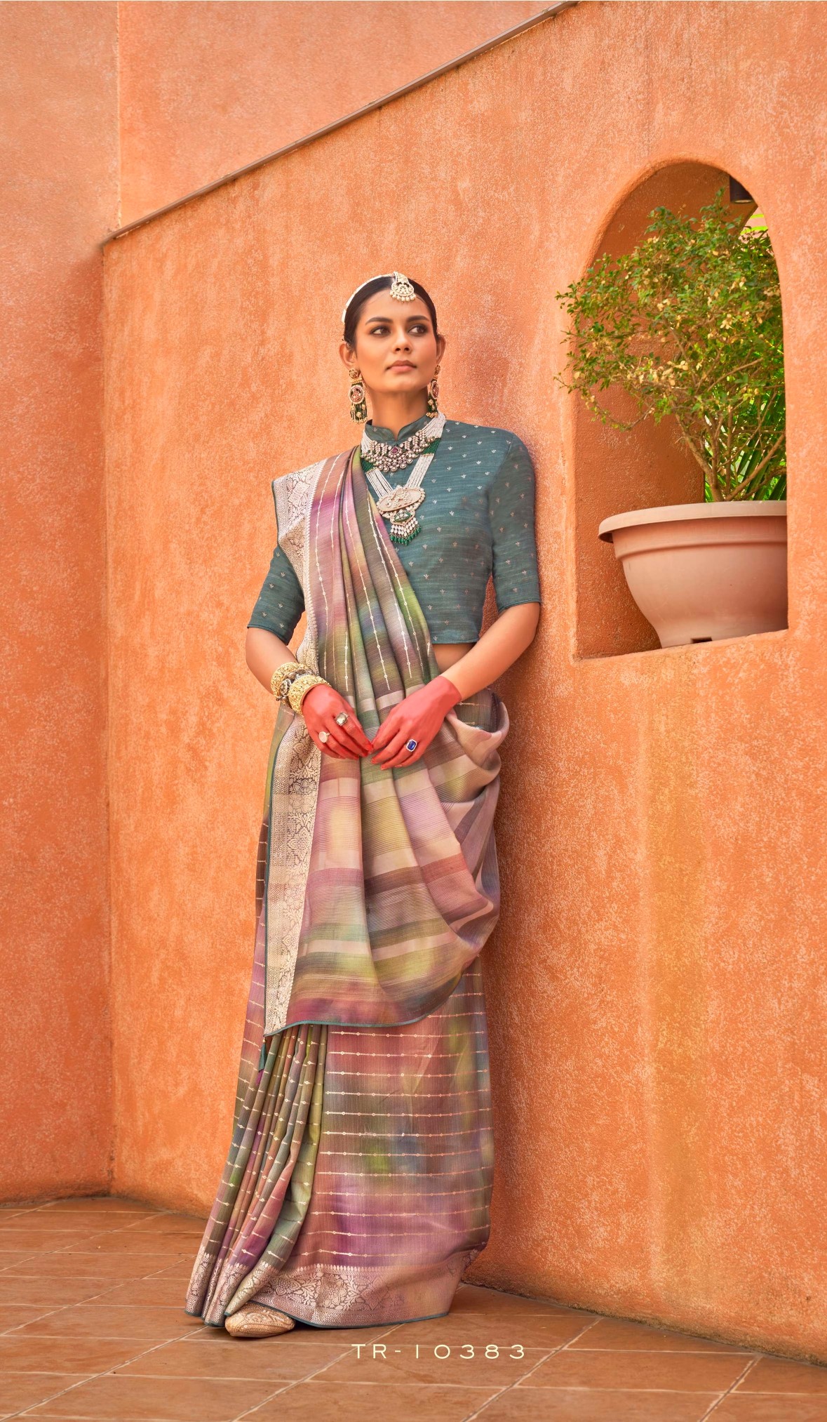 TRIRATH RANG TARANG SAREE 10383